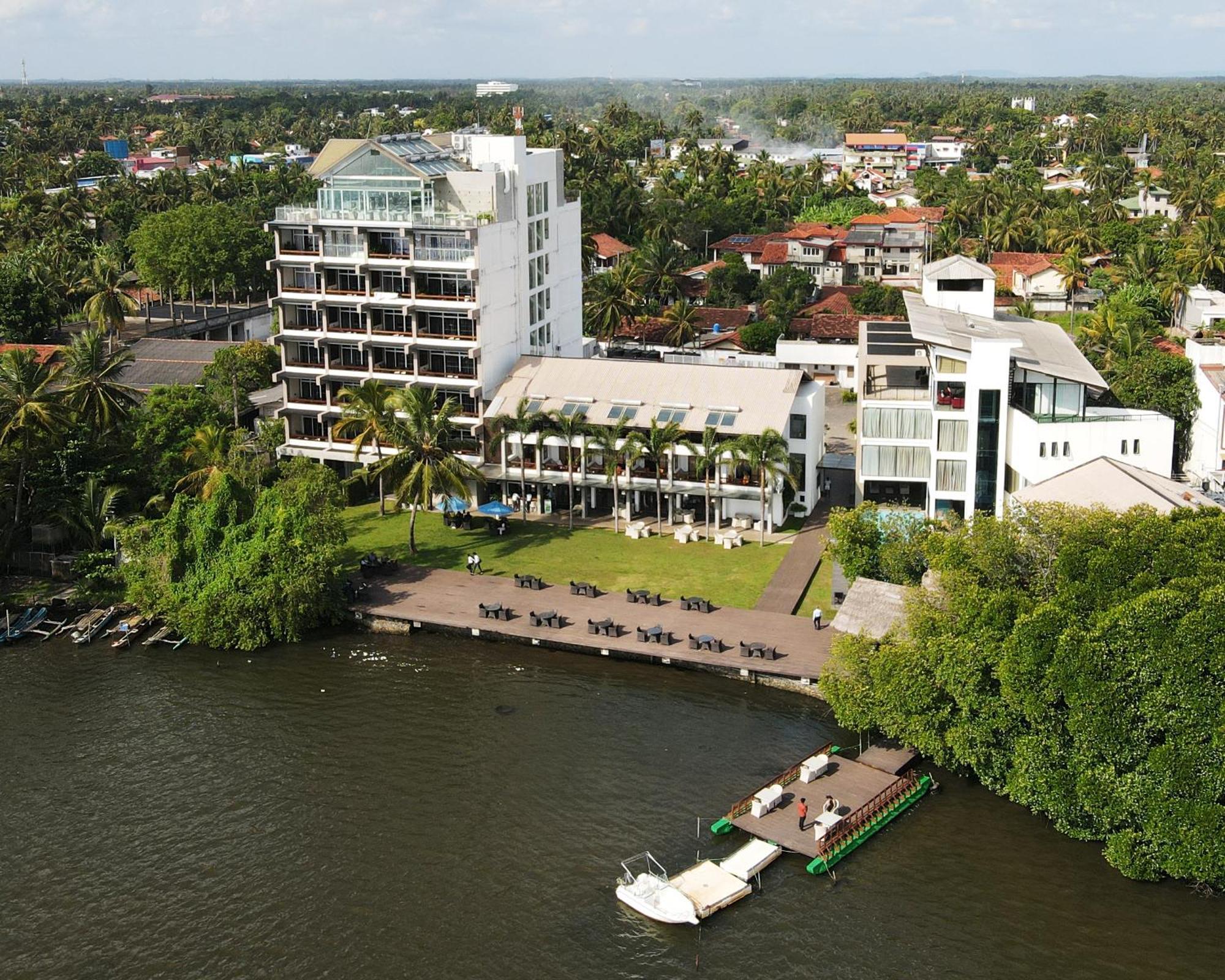 Amagi Aria Airport Transit Hotel Negombo Luaran gambar